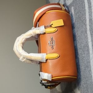 💕NWT Lacey Crossbody Sunset multi